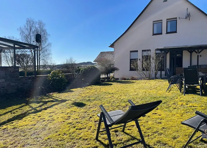 Holiday home Old School Neichen